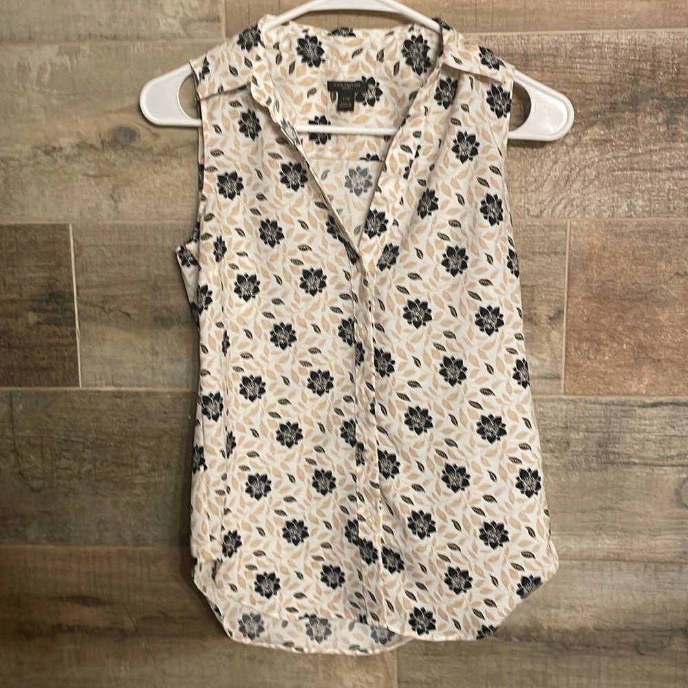 Ann Taylor Floral Sleeveless Camp Shirt